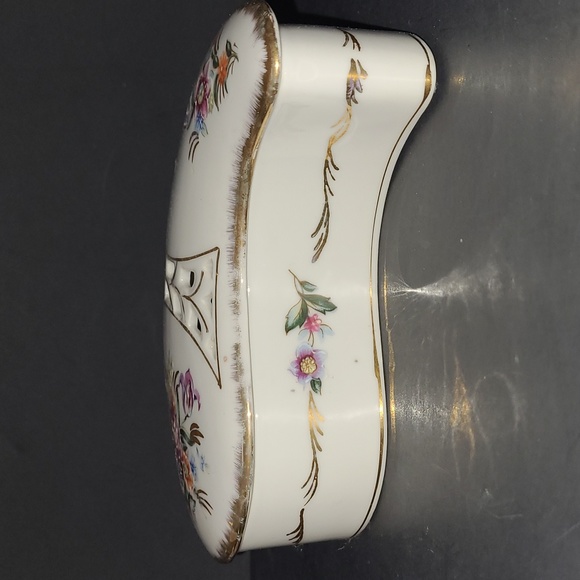 VTG teardrop shaped jewelry dish - Picture 4 of 8